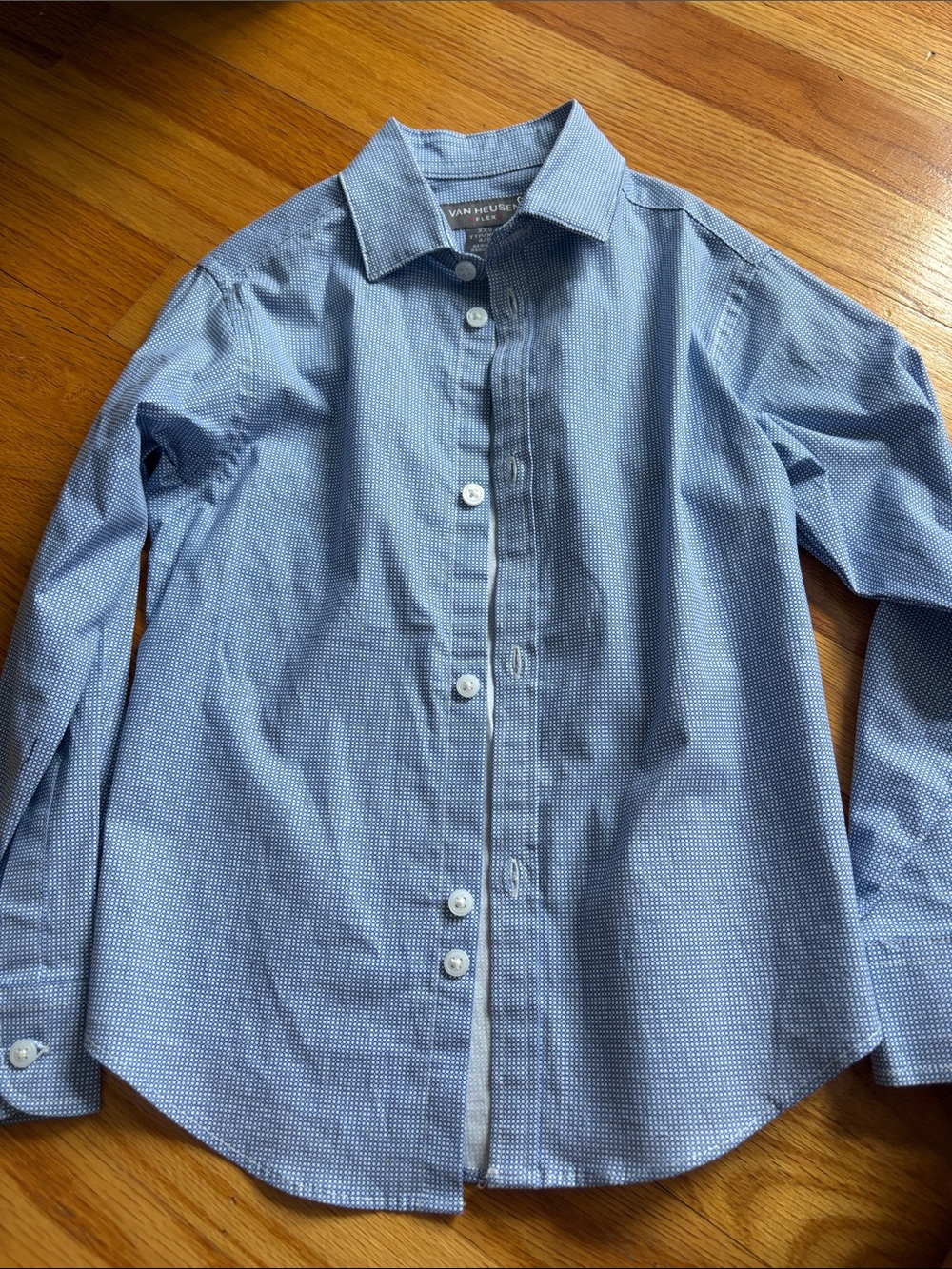 Van Heusen boys button down shirt XXS 4/5